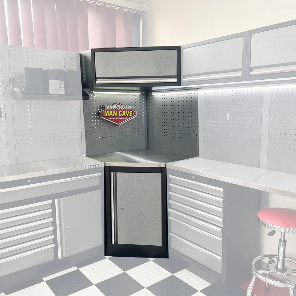 Corner Cabinet with Pillars - GTools