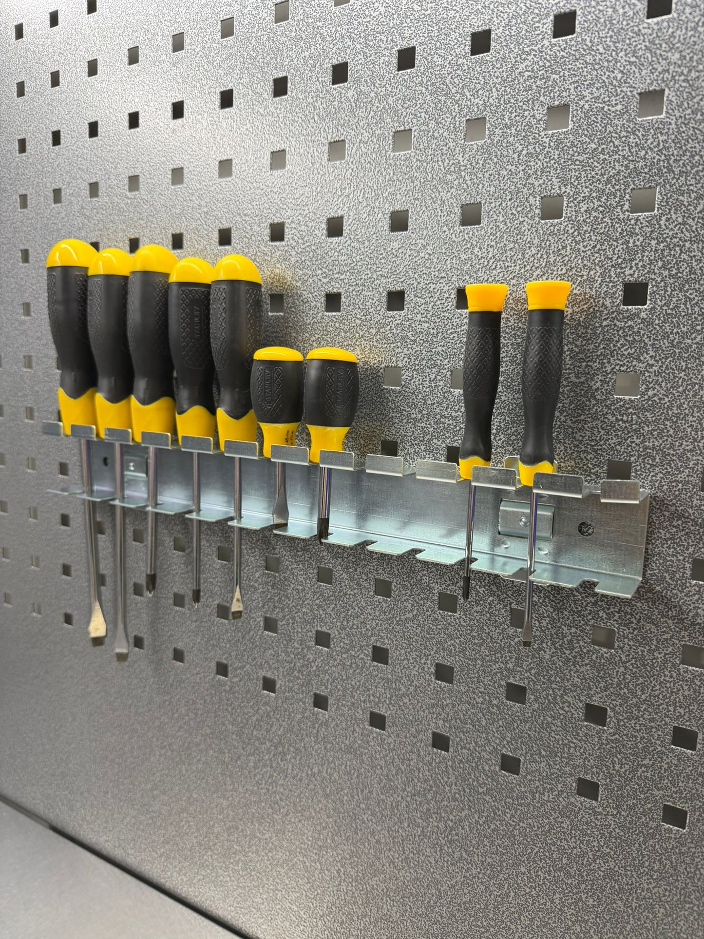 12 Slot Screwdriver Holder – Steel Pegboard Storage - GTools