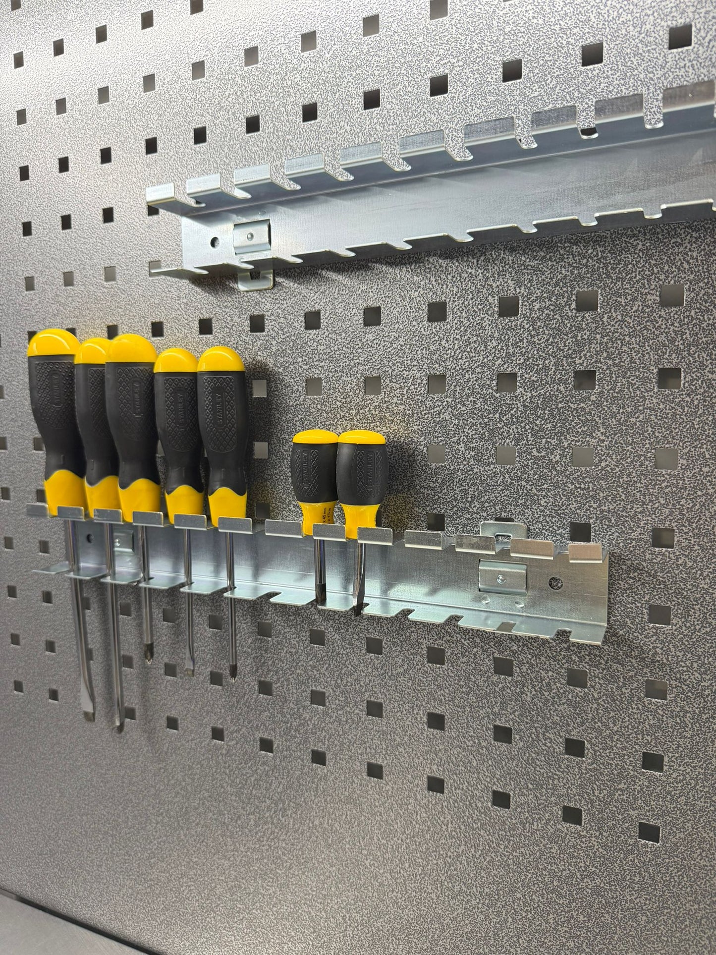 12 Slot Screwdriver Holder – Steel Pegboard Storage - GTools