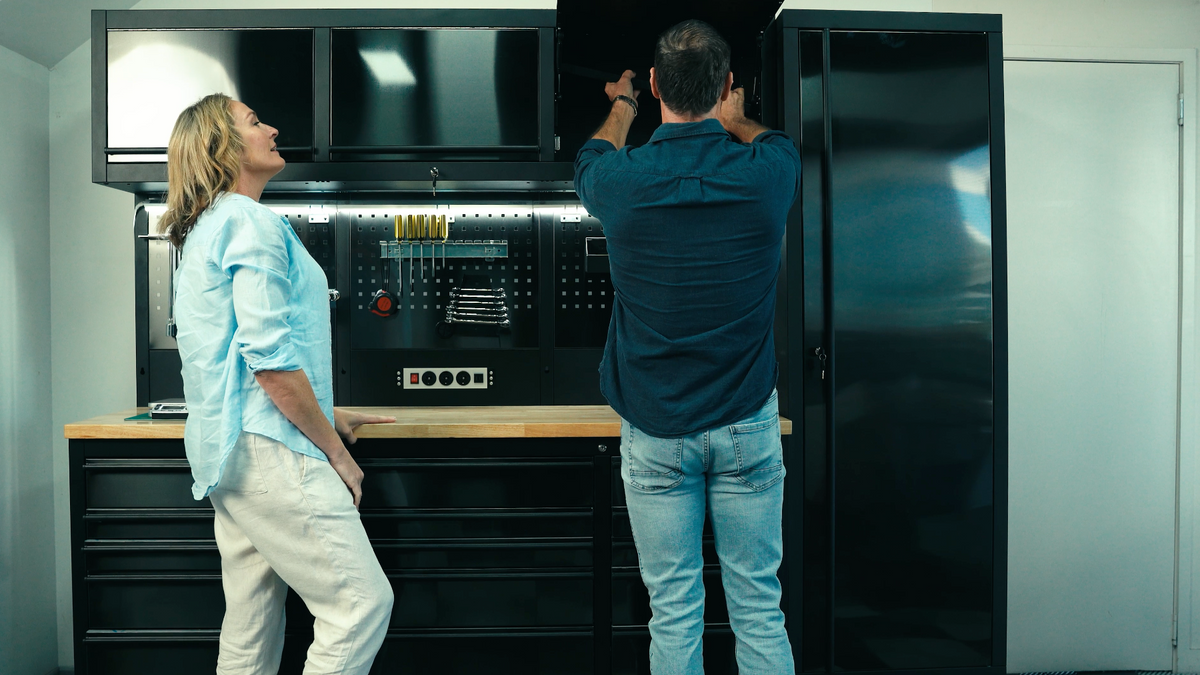 Load video: GTX Pro Series Garage Rolling Workbench